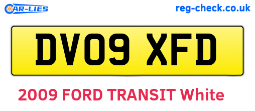 DV09XFD are the vehicle registration plates.