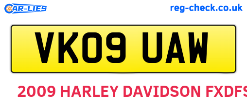 VK09UAW are the vehicle registration plates.