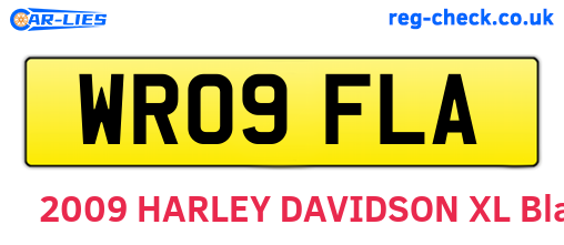 WR09FLA are the vehicle registration plates.