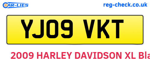 YJ09VKT are the vehicle registration plates.