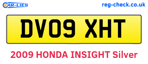 DV09XHT are the vehicle registration plates.