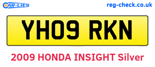 YH09RKN are the vehicle registration plates.