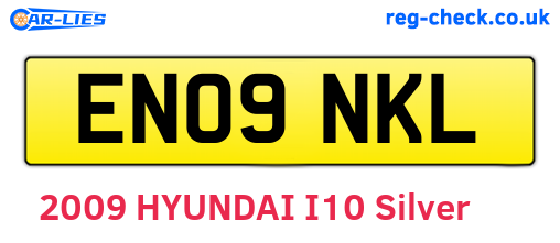 EN09NKL are the vehicle registration plates.