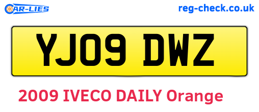 YJ09DWZ are the vehicle registration plates.