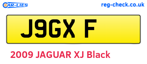 J9GXF are the vehicle registration plates.