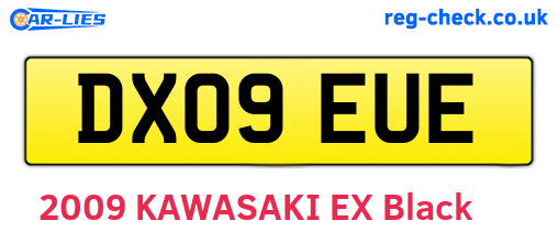 DX09EUE are the vehicle registration plates.
