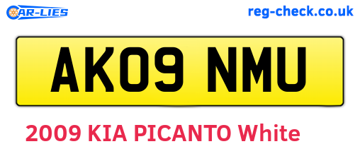 AK09NMU are the vehicle registration plates.