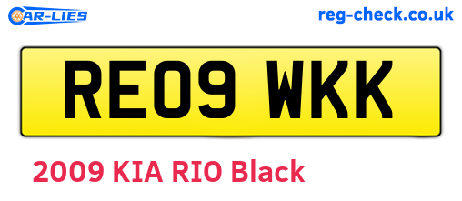 RE09WKK are the vehicle registration plates.