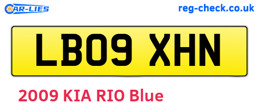 LB09XHN are the vehicle registration plates.