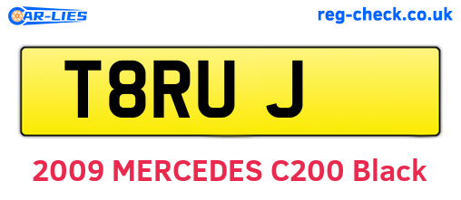 T8RUJ are the vehicle registration plates.