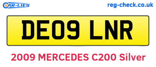 DE09LNR are the vehicle registration plates.