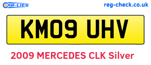 KM09UHV are the vehicle registration plates.