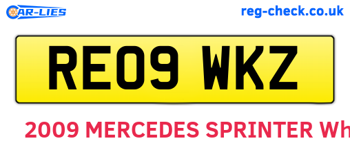 RE09WKZ are the vehicle registration plates.