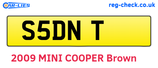 S5DNT are the vehicle registration plates.