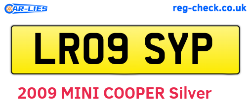 LR09SYP are the vehicle registration plates.