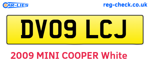 DV09LCJ are the vehicle registration plates.