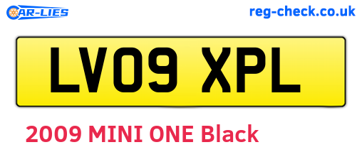 LV09XPL are the vehicle registration plates.
