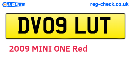DV09LUT are the vehicle registration plates.