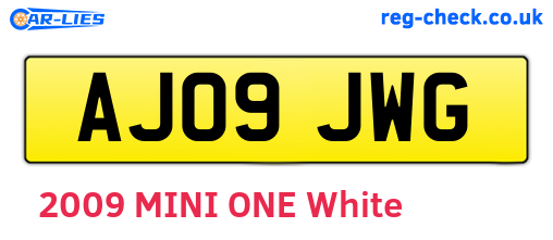 AJ09JWG are the vehicle registration plates.