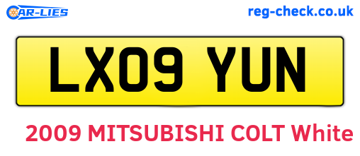 LX09YUN are the vehicle registration plates.
