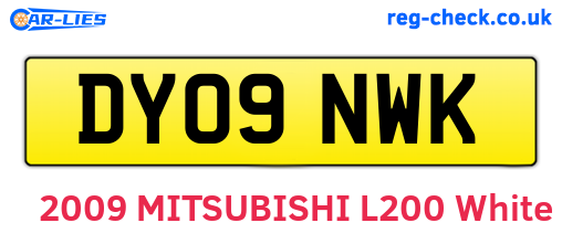 DY09NWK are the vehicle registration plates.