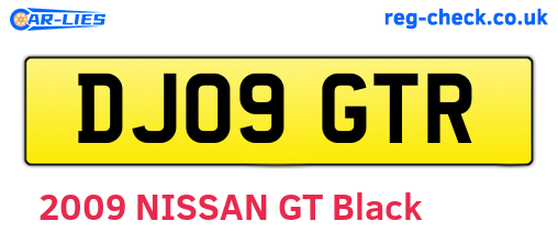 DJ09GTR are the vehicle registration plates.