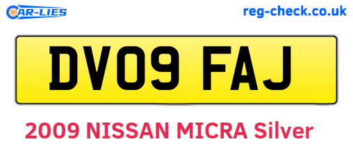DV09FAJ are the vehicle registration plates.