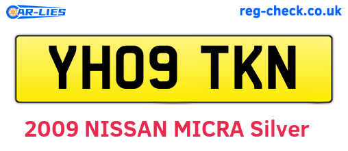 YH09TKN are the vehicle registration plates.