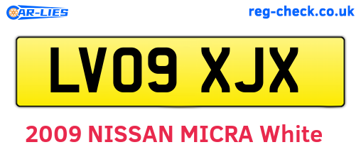 LV09XJX are the vehicle registration plates.