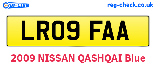 LR09FAA are the vehicle registration plates.