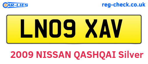 LN09XAV are the vehicle registration plates.