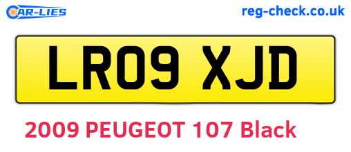 LR09XJD are the vehicle registration plates.