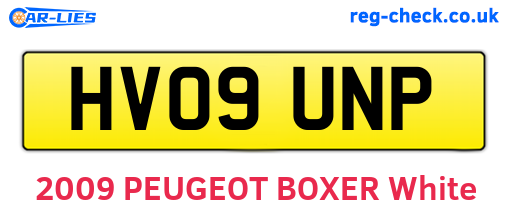 HV09UNP are the vehicle registration plates.