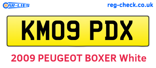 KM09PDX are the vehicle registration plates.