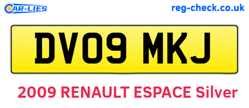 DV09MKJ are the vehicle registration plates.