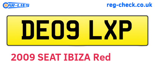 DE09LXP are the vehicle registration plates.