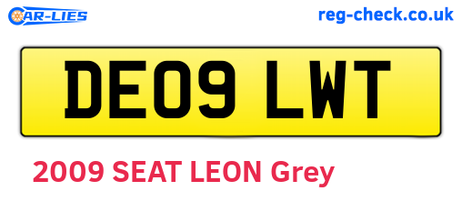 DE09LWT are the vehicle registration plates.