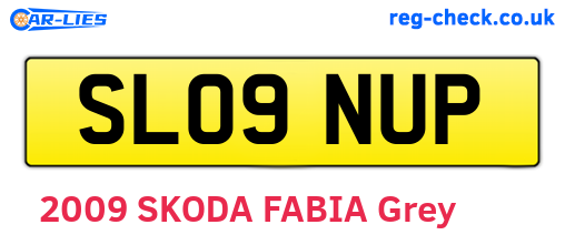 SL09NUP are the vehicle registration plates.