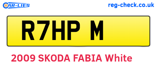 R7HPM are the vehicle registration plates.