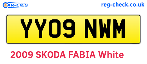 YY09NWM are the vehicle registration plates.