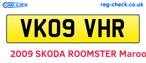 VK09VHR are the vehicle registration plates.