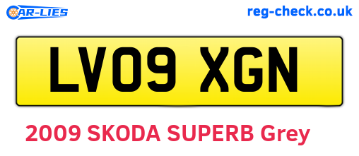 LV09XGN are the vehicle registration plates.