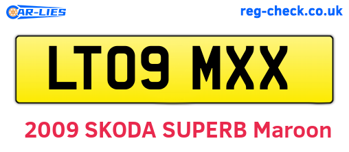 LT09MXX are the vehicle registration plates.