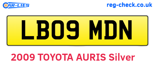 LB09MDN are the vehicle registration plates.