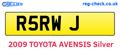 R5RWJ are the vehicle registration plates.