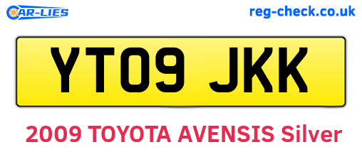 YT09JKK are the vehicle registration plates.