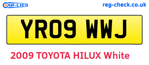YR09WWJ are the vehicle registration plates.