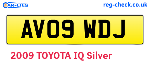 AV09WDJ are the vehicle registration plates.
