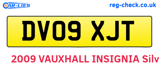 DV09XJT are the vehicle registration plates.