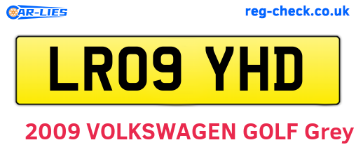 LR09YHD are the vehicle registration plates.